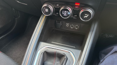 Renault Clio 1.6 E-TECH Hybrid 140 RS Line 5dr Auto Hybrid Hatchback